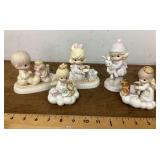 5 Precious Moments figurines