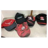 5 assorted baseball caps