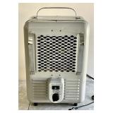 Rival Titan electric space heater --works