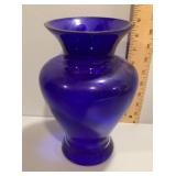 Royal Limited cobalt blue crystal vase