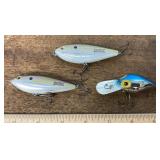 3 fishing lures