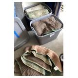 2 totes with 5 moving blankets
