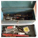 20" toolbox and contents