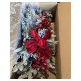 NEW cordless pre-lit red & white Christmas swag