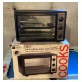 Convection oven with broiler