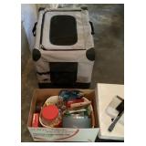 Small pet carrier and pet supplies