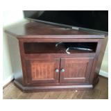 Corner media cabinet