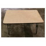 24x30 MCM table with hairpin legs