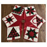 Quilted Christmas tree skirt