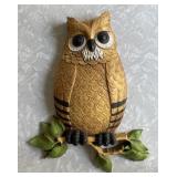 1976 Dart Industries plastic owl wall dï¿½cor 13"