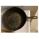 Cast iron skillet