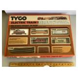 Tyco HO scale electric train --ready to run