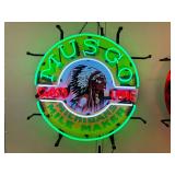 NEON Musgo Gas 24" X 23"