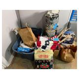 Lot - Assorted Holiday Decor
