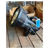 Cordless Rechargeable Ultra Brightness Halogen Lantern/Spotlight