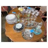 Lot - Assorted Glassware