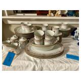 Lot - Lenox Russet Blossoms Dinnerware Set