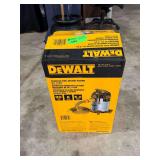 Dewalt 8-Gal Stainless Steel Wet/Dry Vacuum
