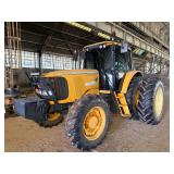 John Deere 7220 Enclosed Cab Tractor