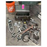 Toolbox with Pullers (contents)