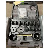 Maddox Superior Automotive 21 pc Front Wheel Drive Remover & Installer Kit