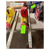 Leica NA728 Leveling Kit with tripod and Measure Stick