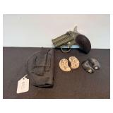 Bearman BBG9 9mm Derringer Pistol with Holster and Additional Grips