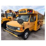 2005 Ford E-350 Thomas Built Transport Bus