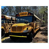 Bus 10-04 International Bus