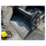 2026 GIYI Unused GY-XKH39 Mini-Skidsteer 4in1 Bucket