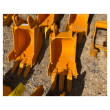 2026 GIYI Unused Mini-Excavator 12in Bucket for CAT303