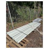 White Metal Roofing Panels - 70 Pieces - L 12ft x W 3ft