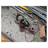 Ridgid 300 Pipe Threader and Pipe Threader Kit
