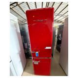 Unique Appliances Classic Red Retro-Style Bottom Freezer Refrigerator