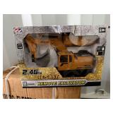 GIYI AO HAI 1:24 Scale Unused RC 8-Channel Excavator