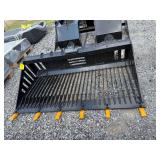 2026 GIYI Unused RB66 Skidsteer 66in Rock Bucket