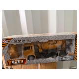 GIYI AO HAI Scale Unused RC 8-Channel Truck