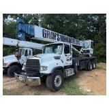 2014 Freightliner 114SD - 40 Ton Crane Truck