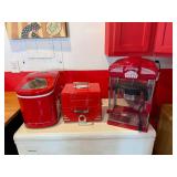 Diner lot - Popcorn Maching, Hot Dog Steamer, Ice Maker
