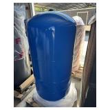 Water Worker HT-119B Vertical Well System Tank