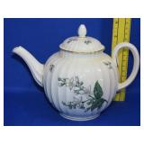 Royal Worchester Valencia Teapot
