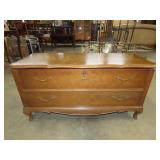 Lane Cedar Lined Blanket Chest