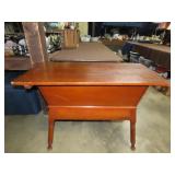 Early Pine Dough Box