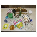 Table Lot of Glassware & Decor