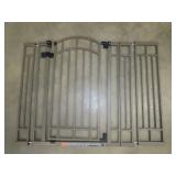 Metal Child / Dog Gate - 47x35