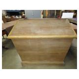 Early Pine Mill Chest