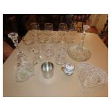 Table Lot of Glassware & Crystal