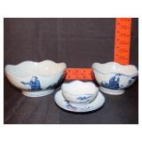 4 Pieces of Blue / White Asian Style Pottery