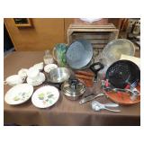 Kitchenware & China Lot