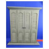 Shutter Door Mirror (21"x24")